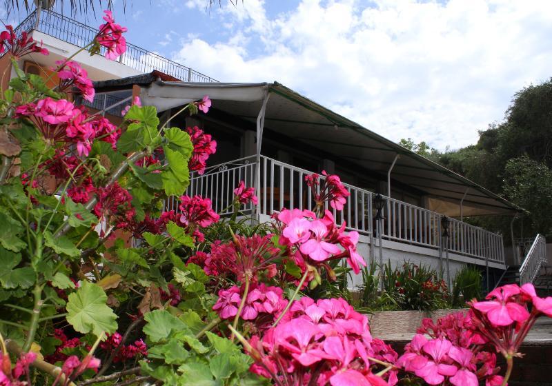 Tina Hotel Limni  Exterior foto